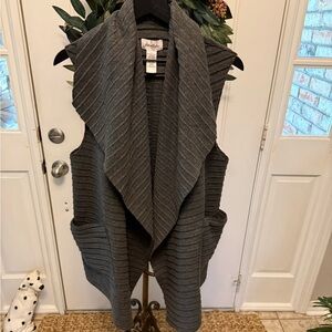 LeModa Minimalist Dark Gray Ribbed Vest Sleeveless Open Front Cardigan L